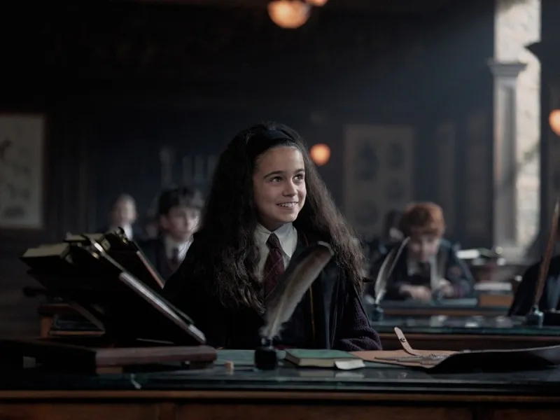 voh-series-harry-potter-tung-teaser-dau-tien-hua-hen-mot-chuyen-du-hanh-tro-ve-ky-uc-11