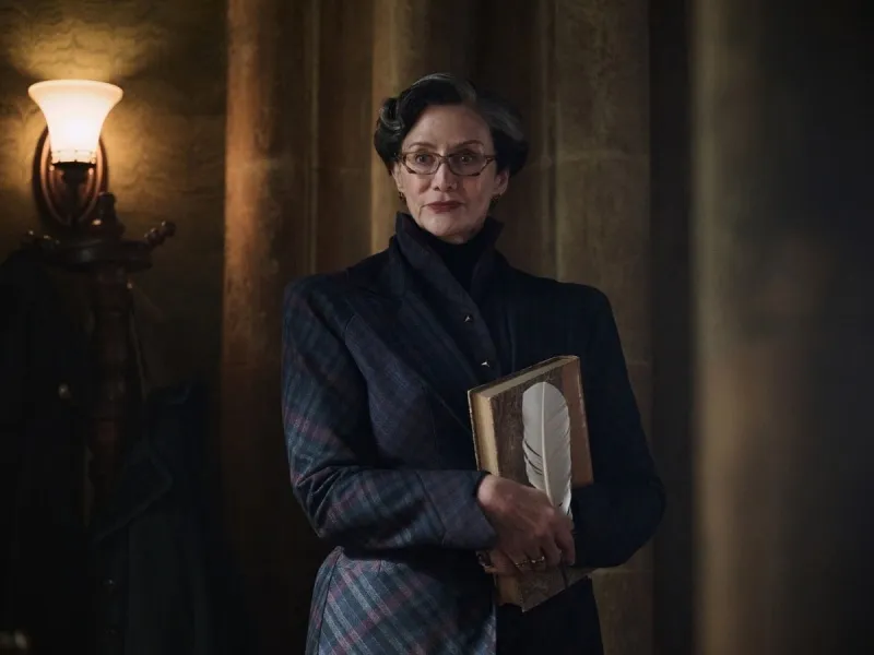 voh-series-harry-potter-tung-teaser-dau-tien-hua-hen-mot-chuyen-du-hanh-tro-ve-ky-uc-3