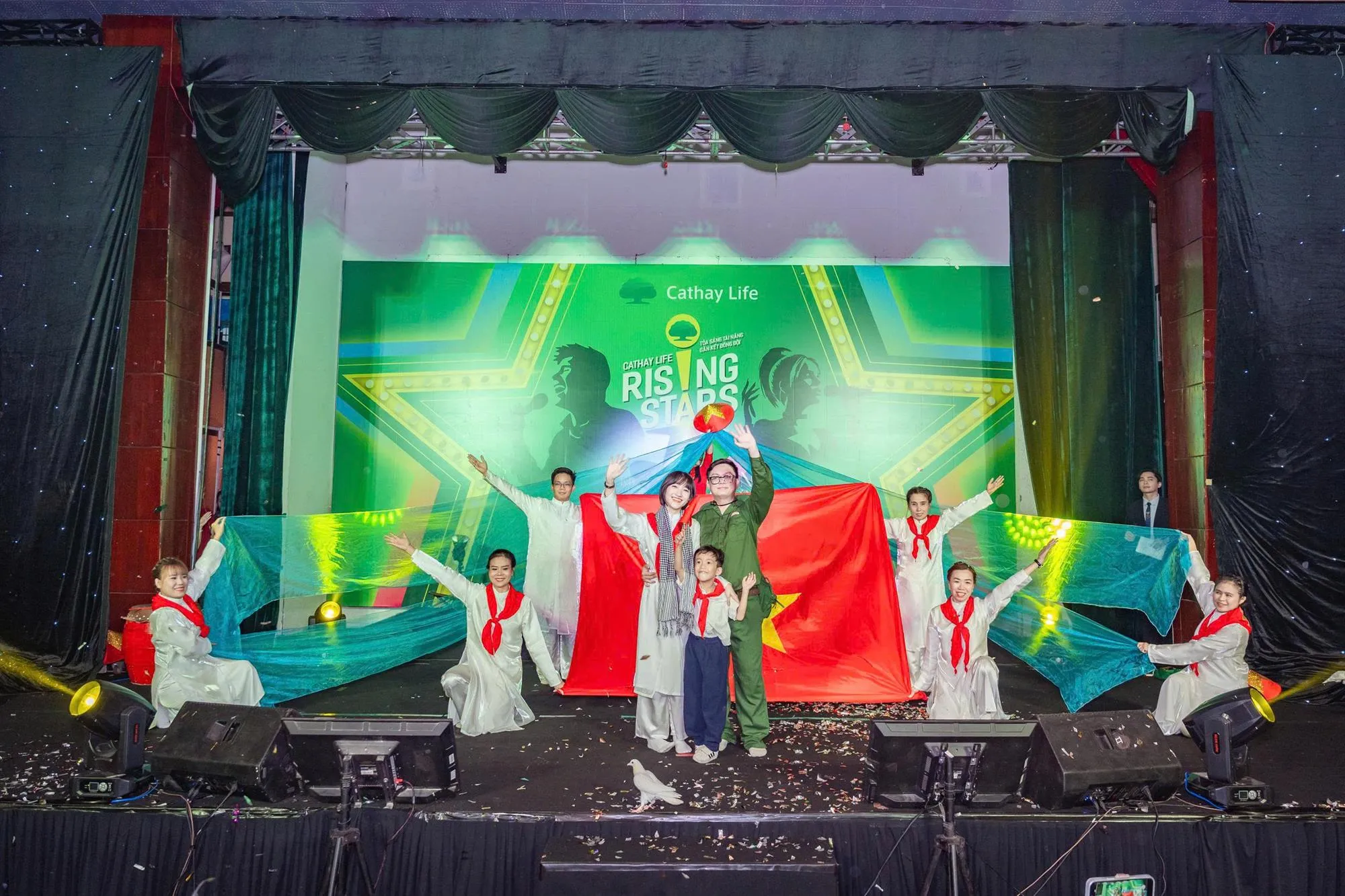 z7660266898675_5cbeb4a2cb752ec998e8e62e4fba37fe