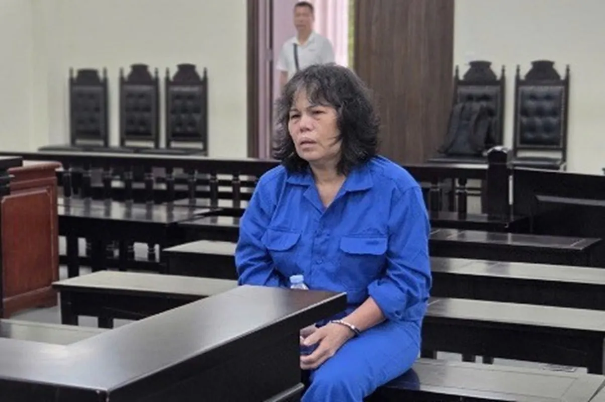 Bị cáo Lân tại phiên tòa hôm 18-3. Ảnh Báo Công an nhân dân