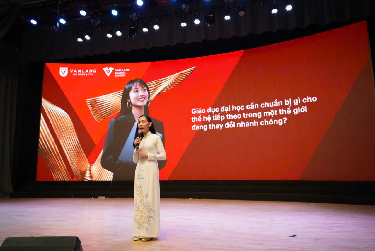 PGS.TS Trần Thị Mỹ Diệu - hiệu trưởng Trường ĐH Văn Lang