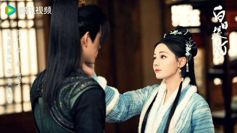 voh-lich-chieu-phim-bach-nhat-de-dang-cua-dich-le-nhiet-ba-va-tran-phi-vu-2