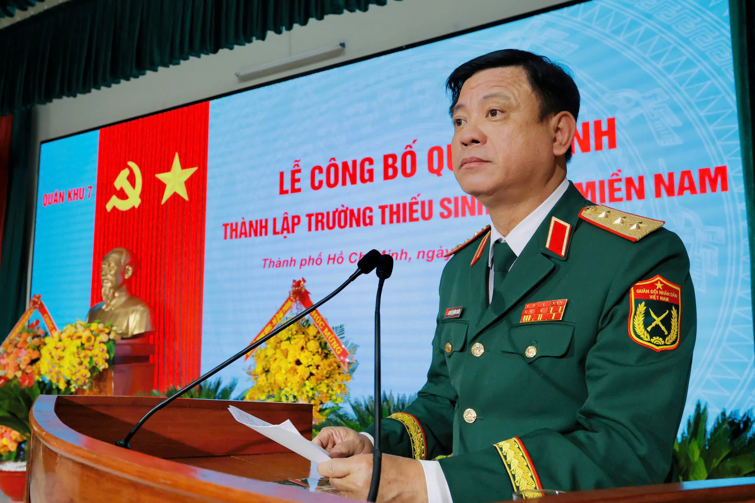 z7666740314216_70bc9d78ab6aada4c27be30b76d596bc