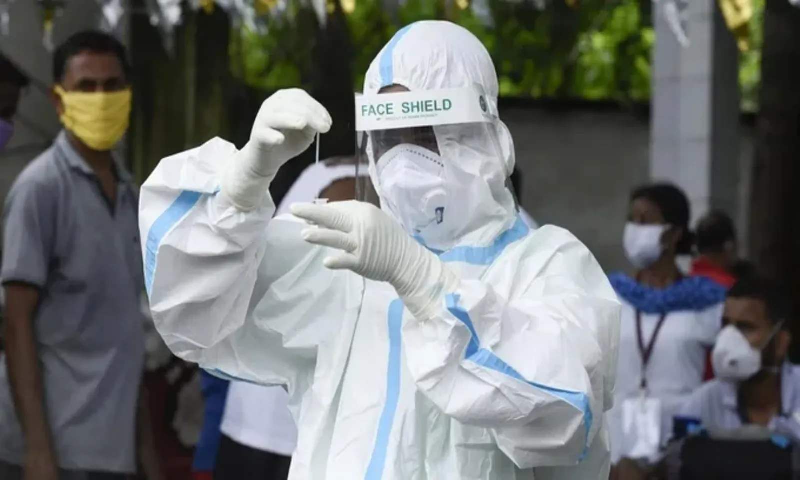 Biến thể BA.3.2 của SARS-CoV-2: Nguy cơ thấp, chưa làm tăng ca nặng