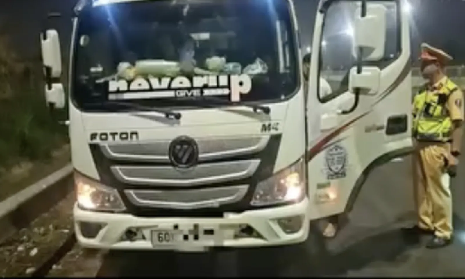 Dừng, đỗ sai trên cao tốc: Chỉ 1 phút, trả giá bằng tính mạng