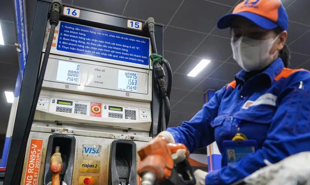 Bộ Tài chính đề xuất áp thuế 0% xăng dầu đến hết tháng 6/2026