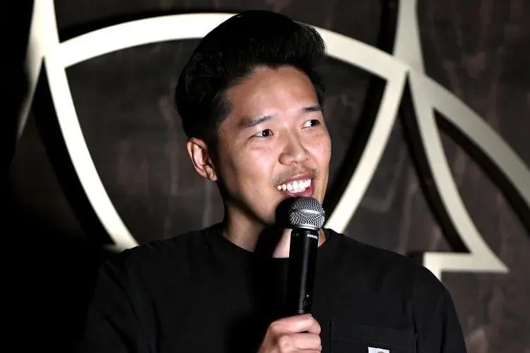 Diễn viên gốc Việt Alex Duong qua đời vì ung thư hiếm gặp ở tuổi 42 3 Diễn viên gốc Việt Alex Duong qua đời vì ung thư hiếm gặp ở tuổi 42 3