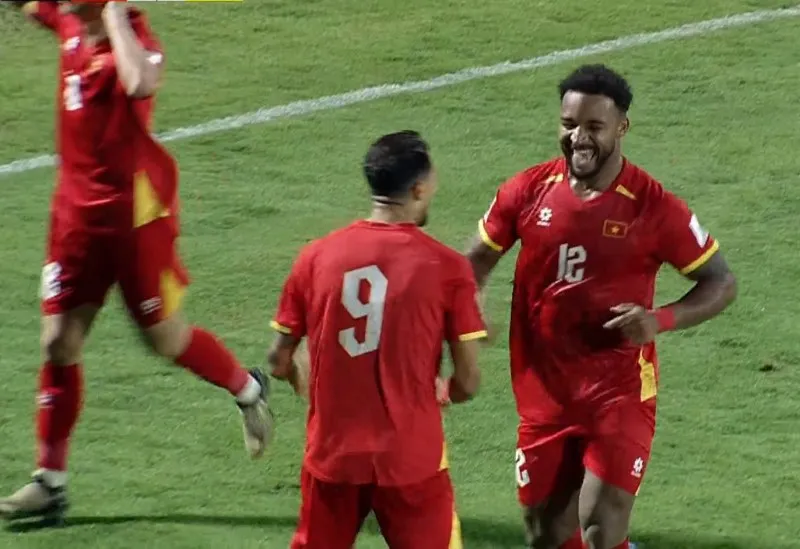 nguyen-xuan-son-viet-nam