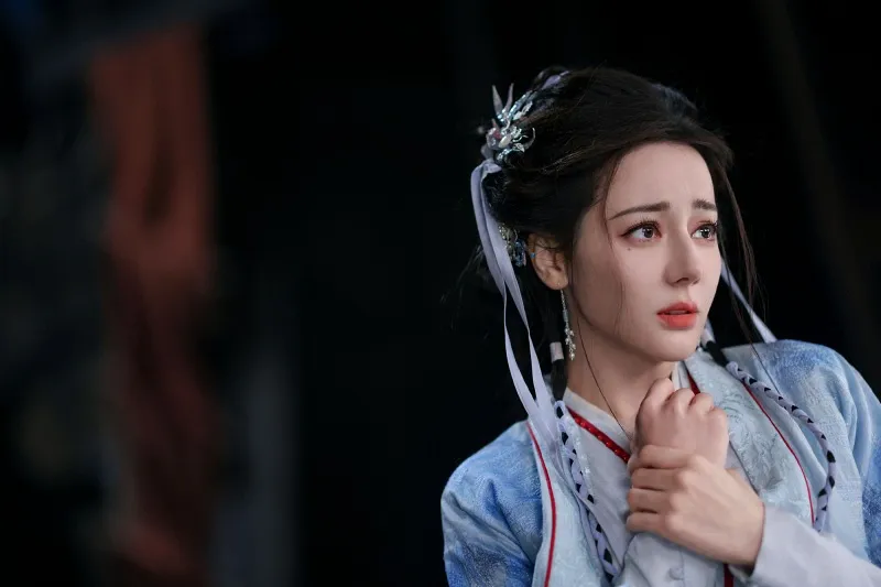 voh-review-phim-bach-nhat-de-dang-18