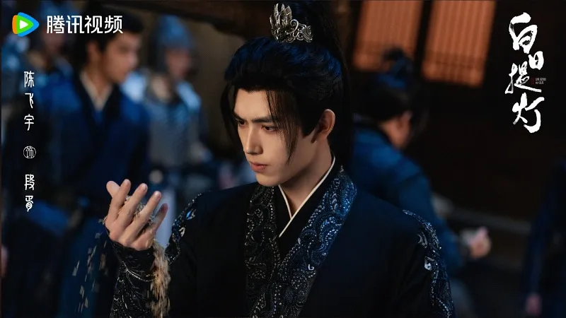 voh-review-phim-bach-nhat-de-dang-23