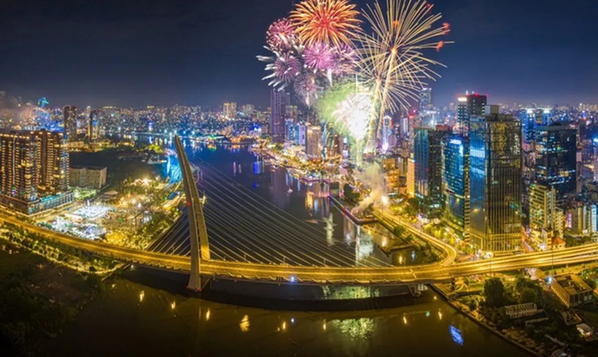 TPHCM bắn pháo hoa tối 30/4, nhiều hoạt động kỷ niệm quy mô lớn