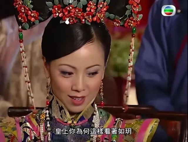 Đặng Thúy Văn bóc trần vết sẹo tuổi thơ: Từ kẻ 'tạm trú' đến đỉnh cao danh vọng 1