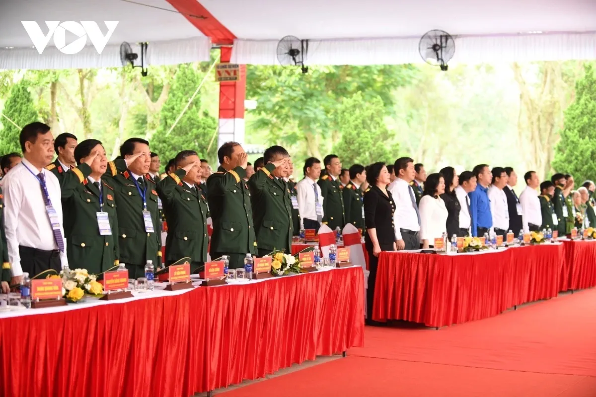 pho_thu_tuong_chinh_phu_pham_thi_thanh_tra_va_lanh_dao_bo_nganh_dia_phuong_du_le_phat_dong