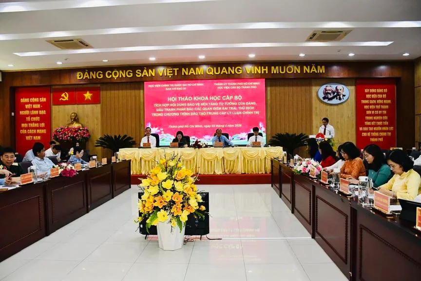 quang-canh-hoi-thao-anh-t-tien_20260403092803