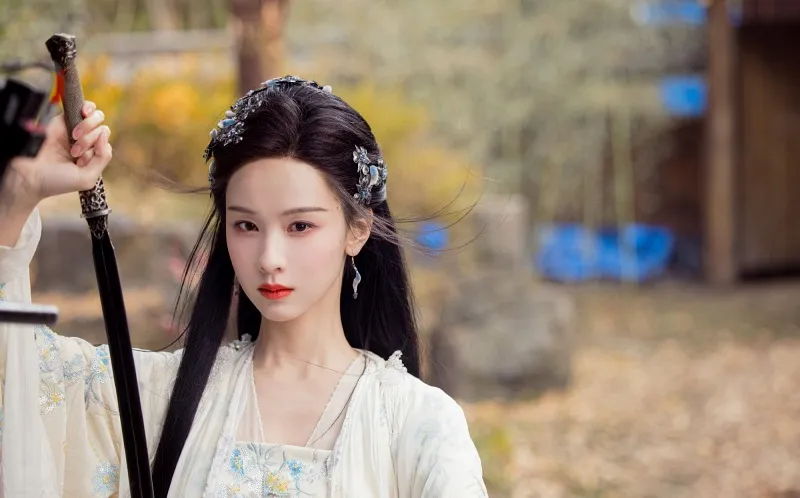 voh-nguyet-lan-y-ky-cai-cam-so-phan-nhan-vat-sau-moi-cai-ten-6