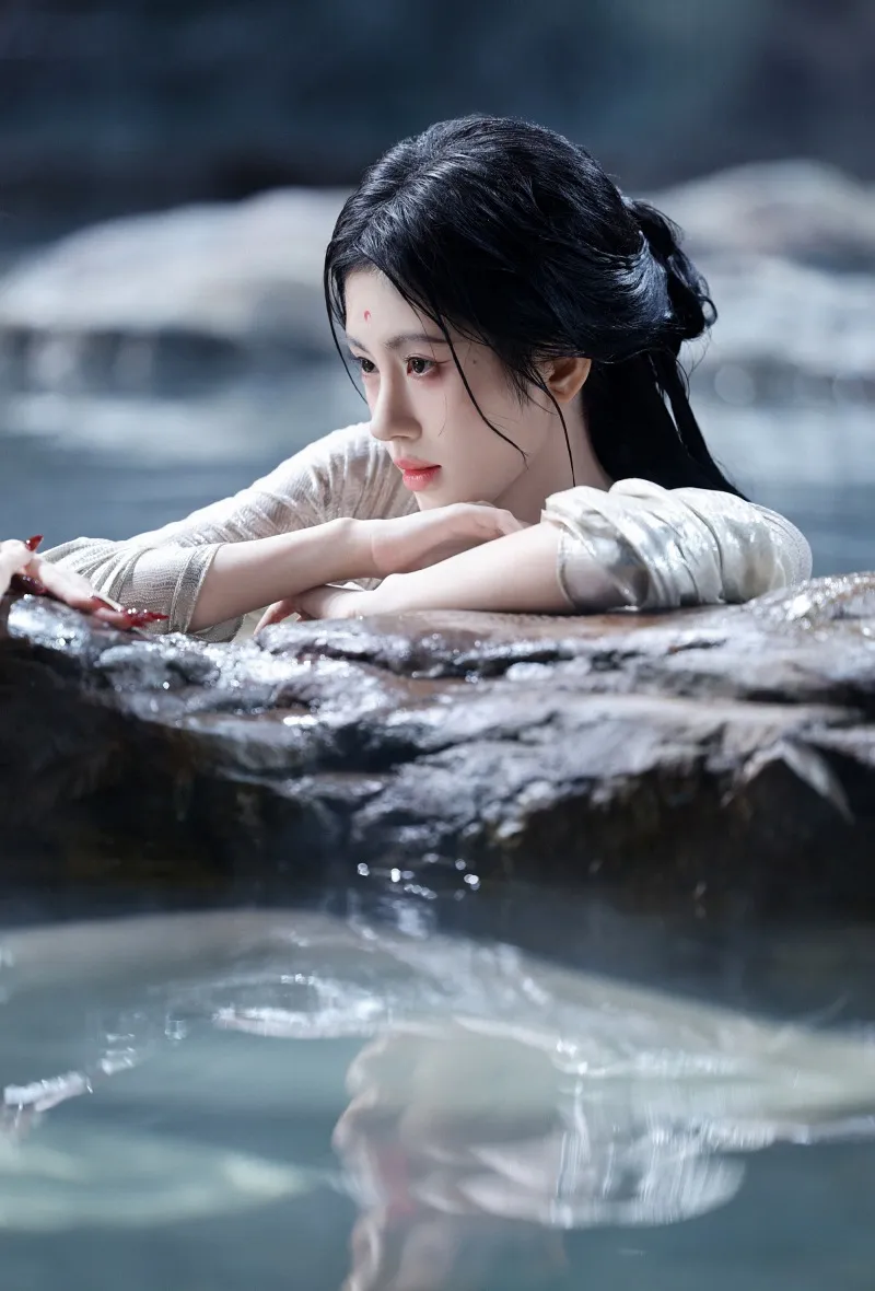 voh-nguyet-lan-y-ky-dep-man-nhan-nhung-nguoc-dai-lo-tai-nguoi-xem-31