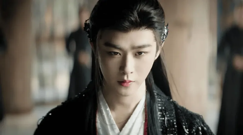 voh-nguyet-lan-y-ky-lo-vu-y-la-vat-chua-cua-cuu-anh-vu-thap-quang-moi-la-long-than-13