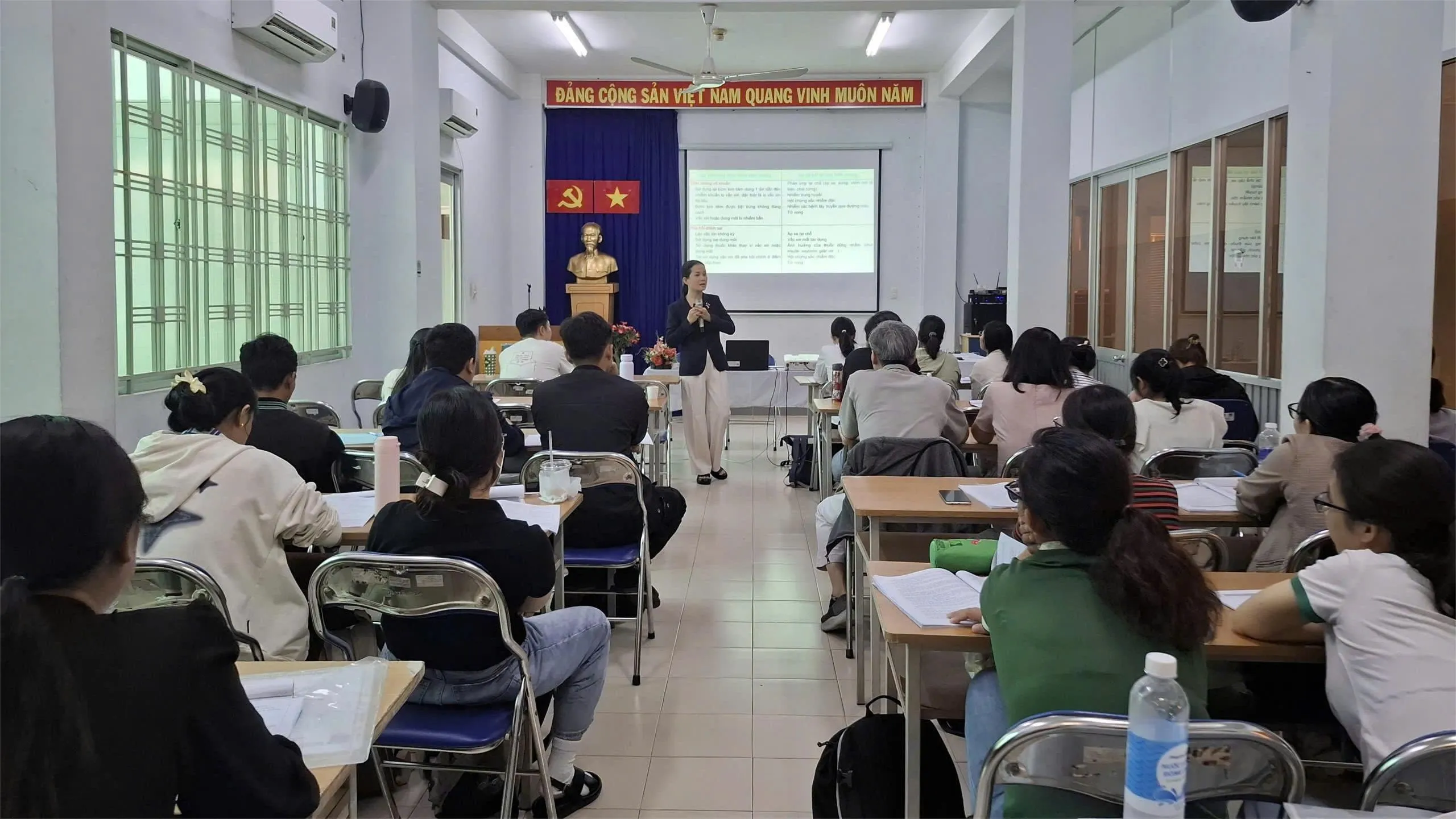 Lớp đào tạo “An toàn tiêm chủng” diễn ra trong tháng 01-2026