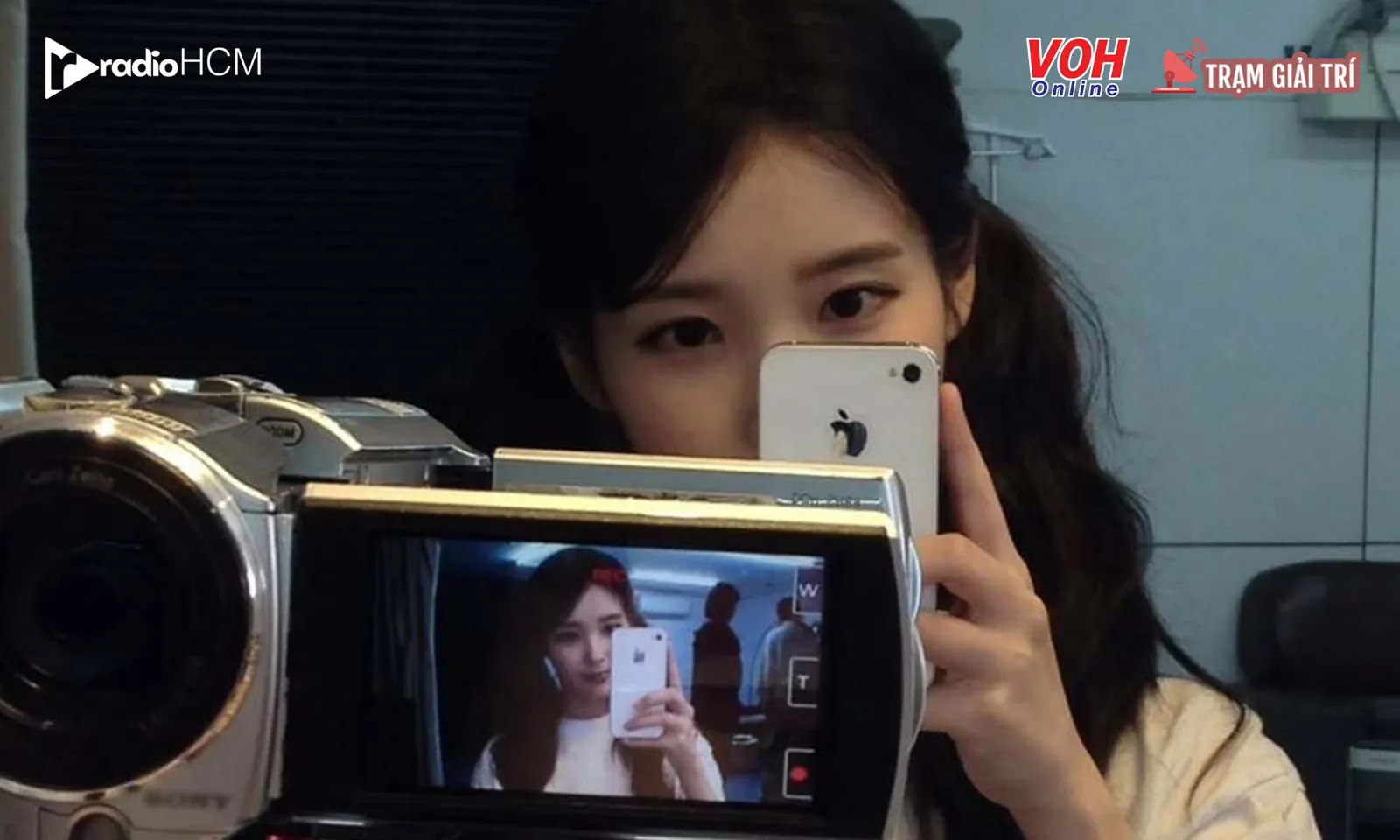 Nhan sắc bất biến của IU sau 15 năm gây sốt