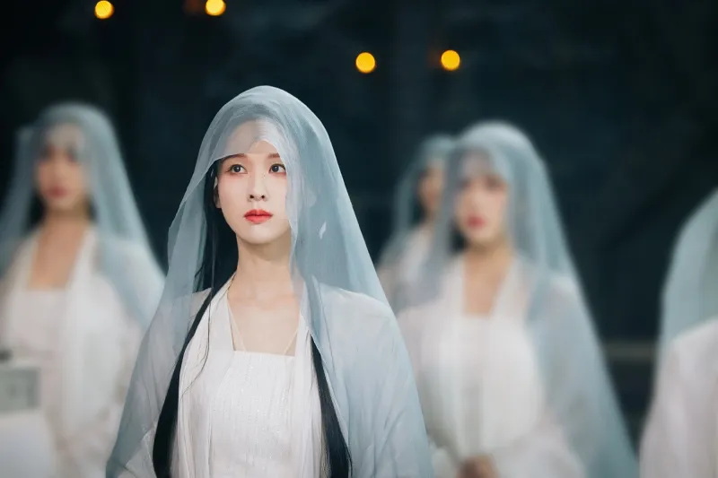 voh-review-nguyet-lan-y-ky-12