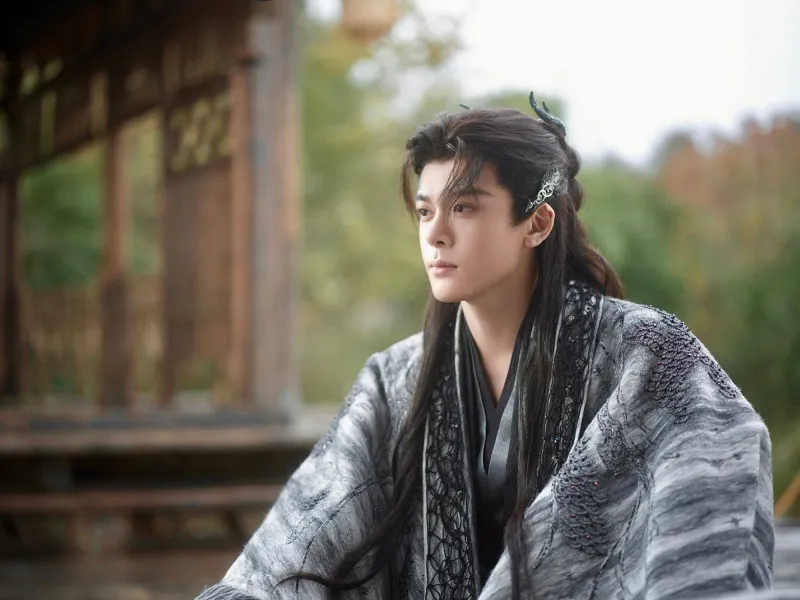 voh-review-nguyet-lan-y-ky-3