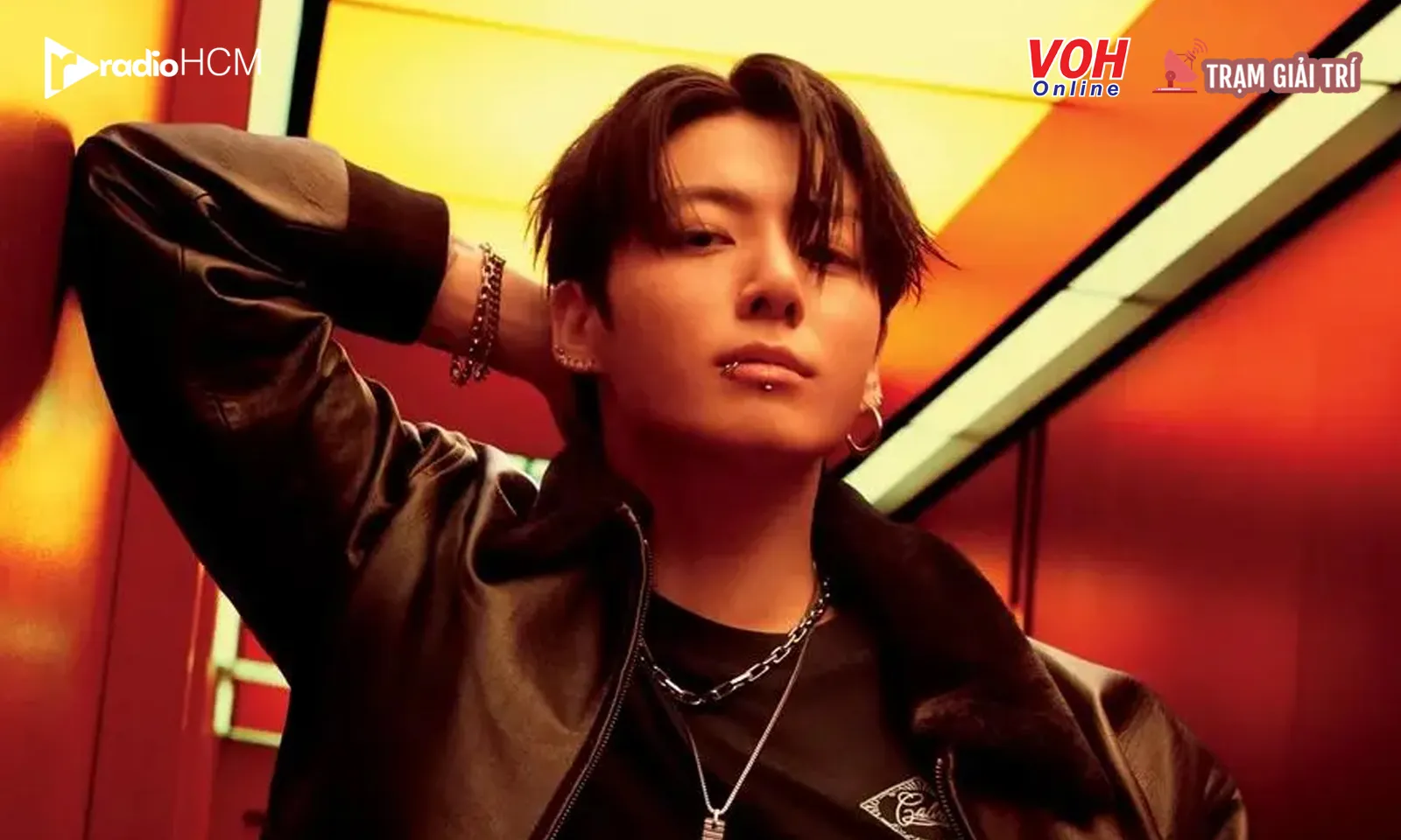 Jungkook (BTS) bất ngờ xin lỗi lúc 4h sáng