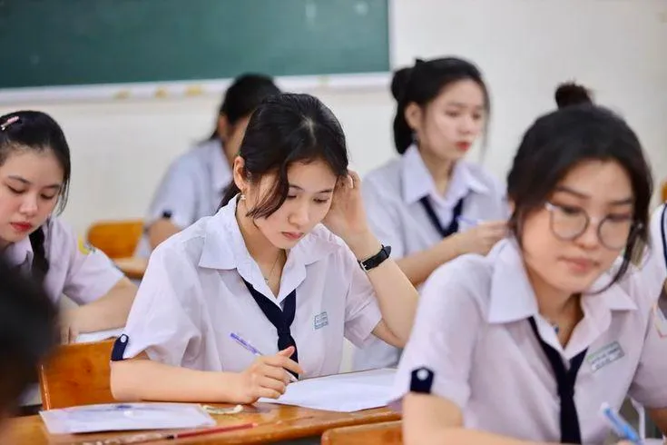 thi-sinh-chuan-bi-cho-ky-thi-tot-nghiep-thpt-2026_20260409123235