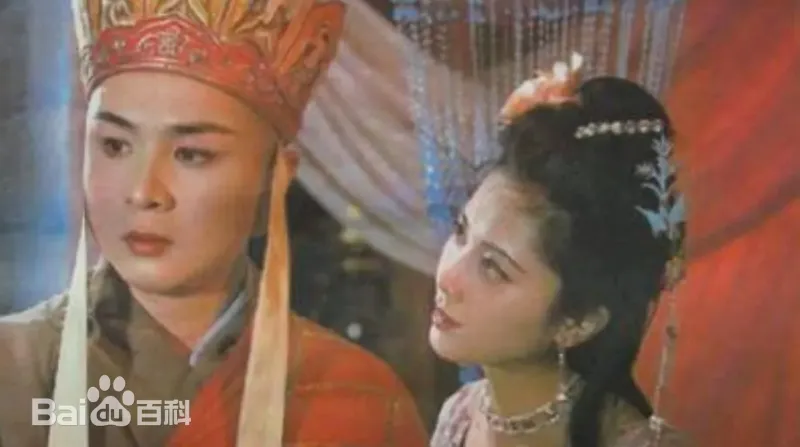 voh-ba-dien-vien-tung-dong-vai-duong-tang-tay-du-ky-moi-nguoi-moi-so-phan-1