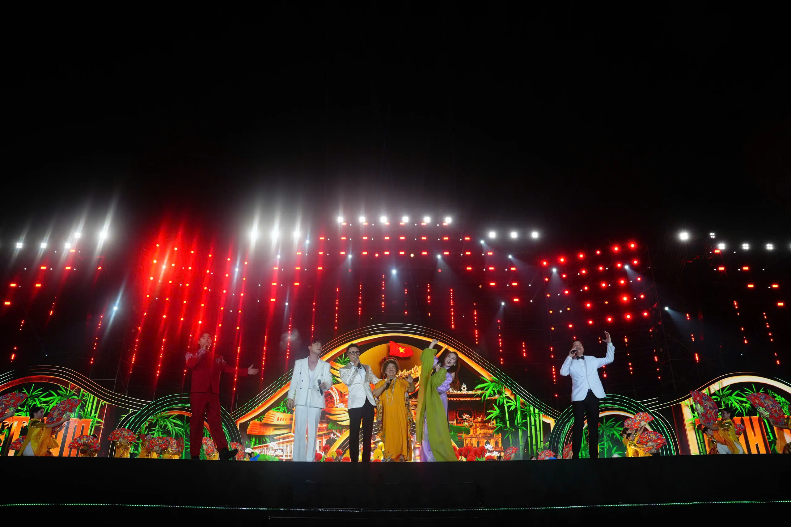 z7717016103514_b9a2cd1c0196e2293761642b7fe7c541