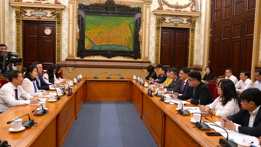 PCT UBND TP Nguyễn Mạnh Cường cùng các sở ngành trao đổi với Tổ chức Lao động Quốc tế (ILO) tại Việt Nam