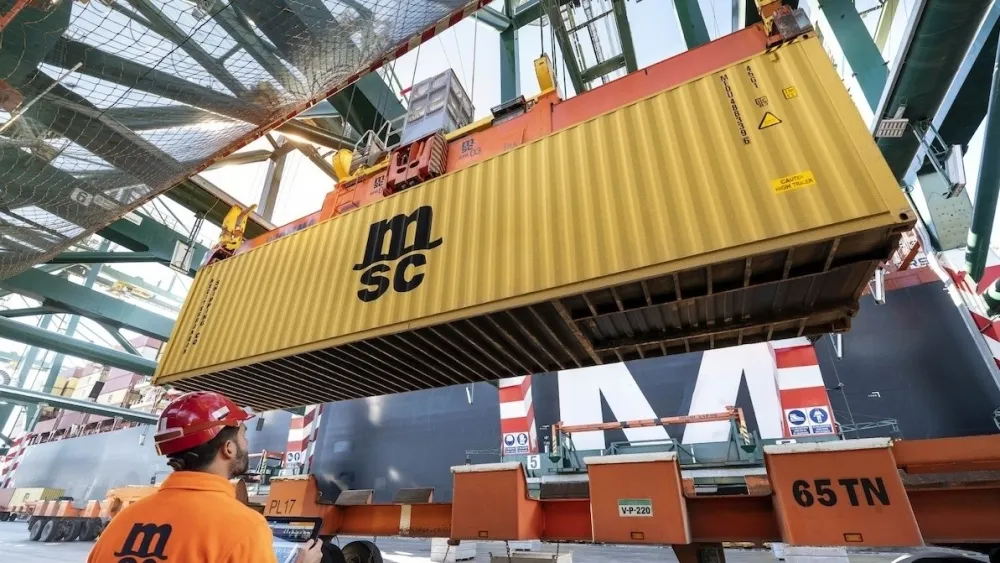 Tình hình xuất nhập khẩu gặp khó khăn