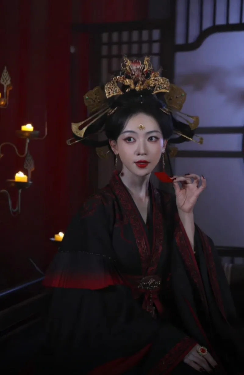 voh-ngo-can-ngon-tai-xuat-duong-dua-bao-thu-nam-chinh-gay-bat-ngo-13