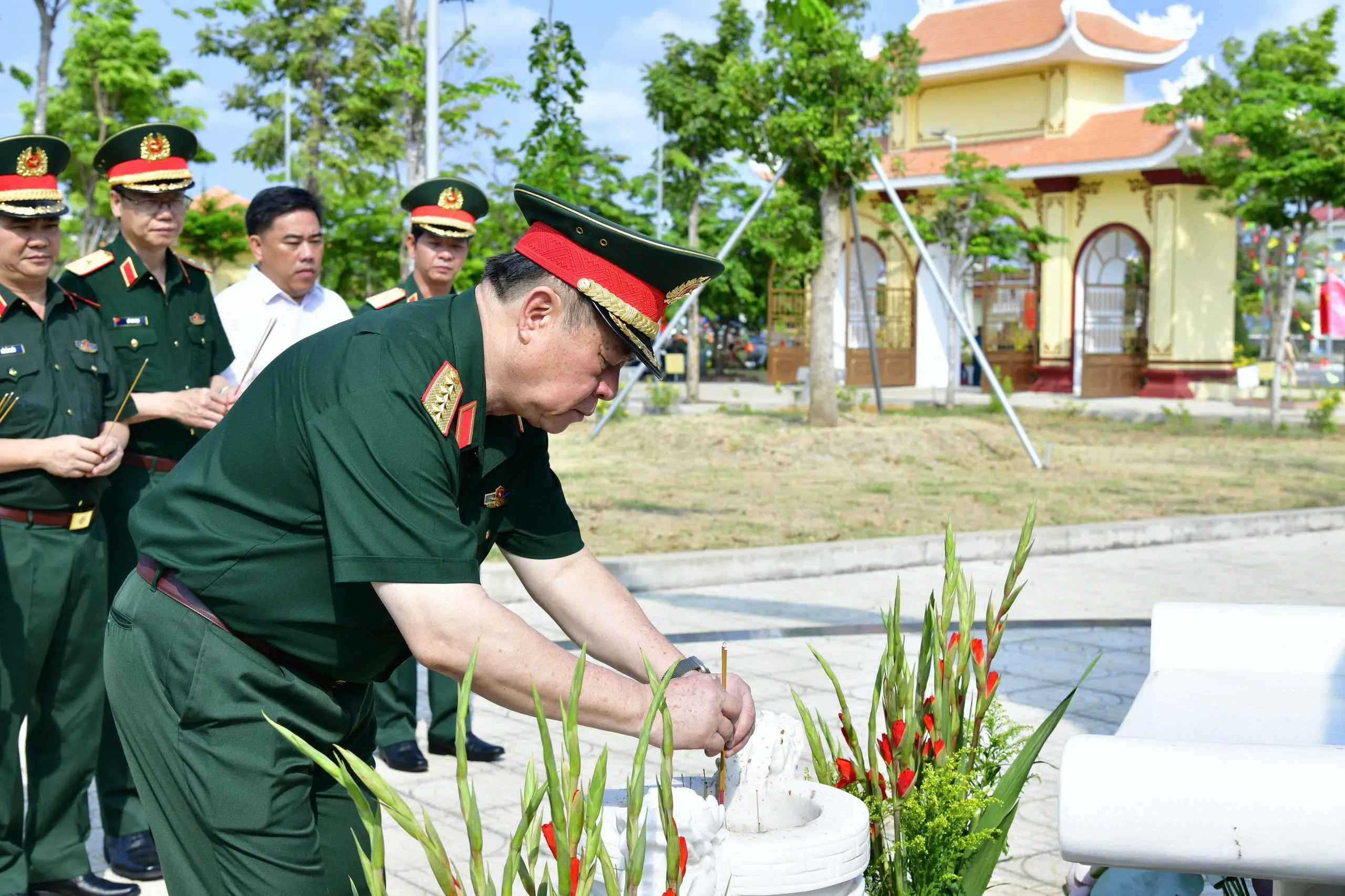 z7735386921969_42bb3cafcabe1a89f962cf0f7dfecf1a