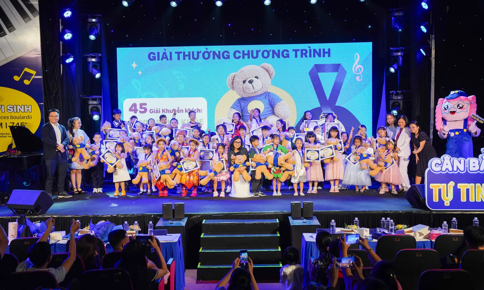 Sôi động ngày hội tài năng nhí “Cân bằng vi sinh – Tự tin tỏa sáng” 