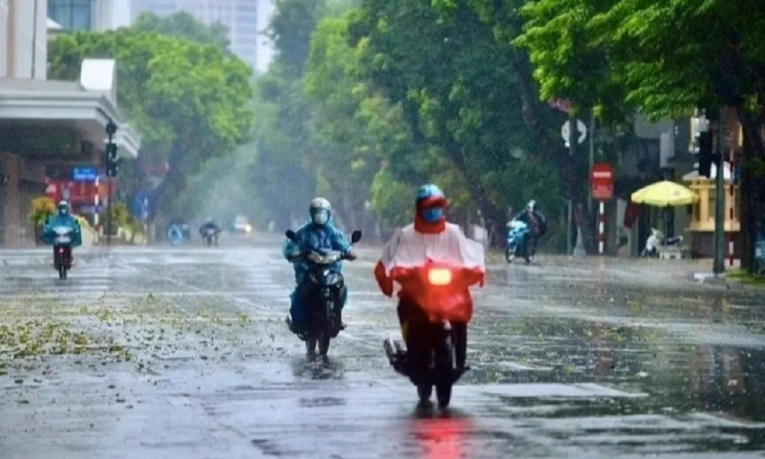 Miền Bắc có không khí lạnh gây mưa dông, Nam bộ nắng nóng