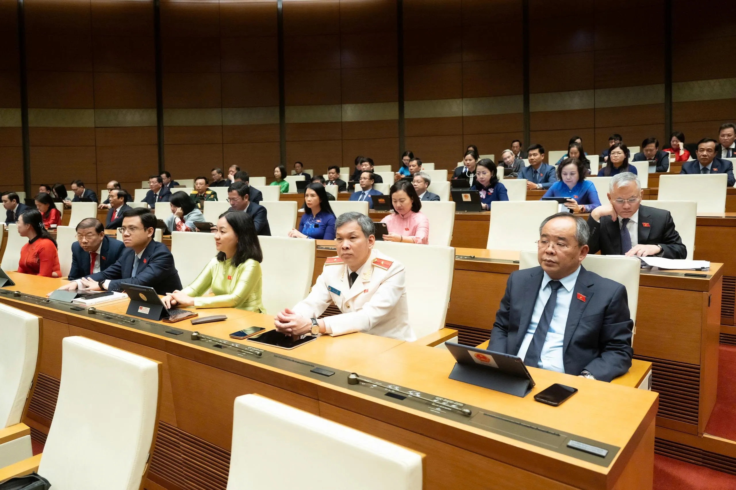 Các đại biểu tham dự Phiên họp