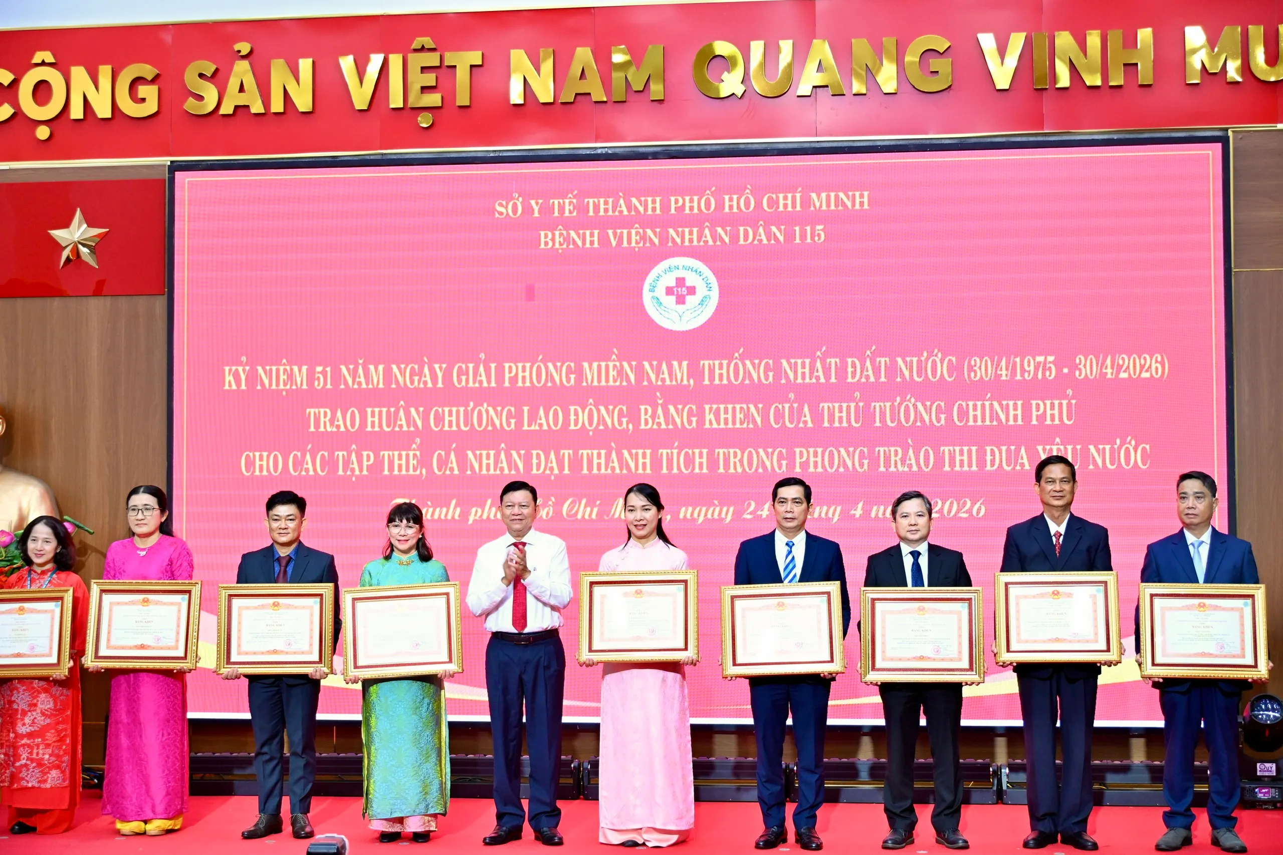 z7758234446854_111c8af4b95bb5113bebbb6226a3dbb2