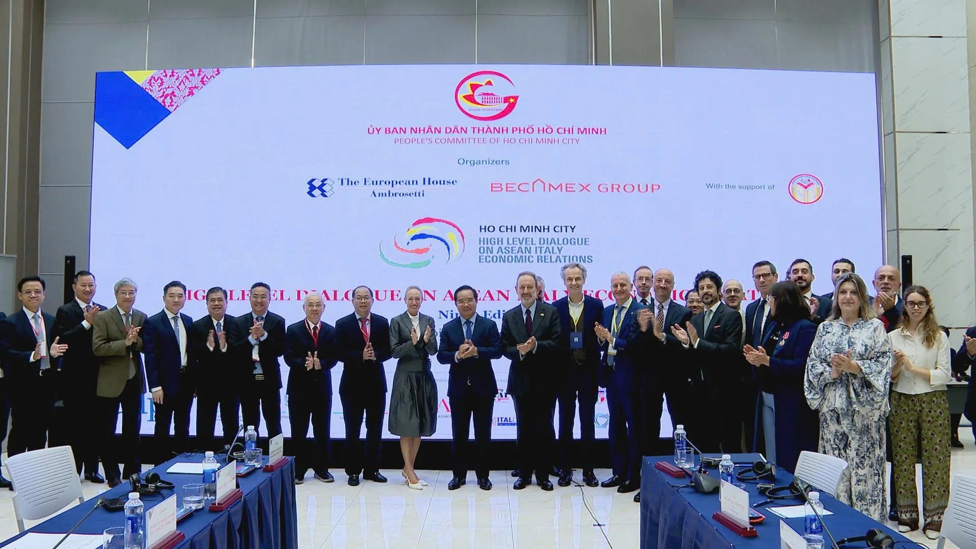 Chủ tịch UBND TP Nguyễn Văn Được laàm việc với Đoàn đại biểu Ý trong khuôn khổ Diễn đàn đối thoại về kinh tế Asean- Ý năm 2025