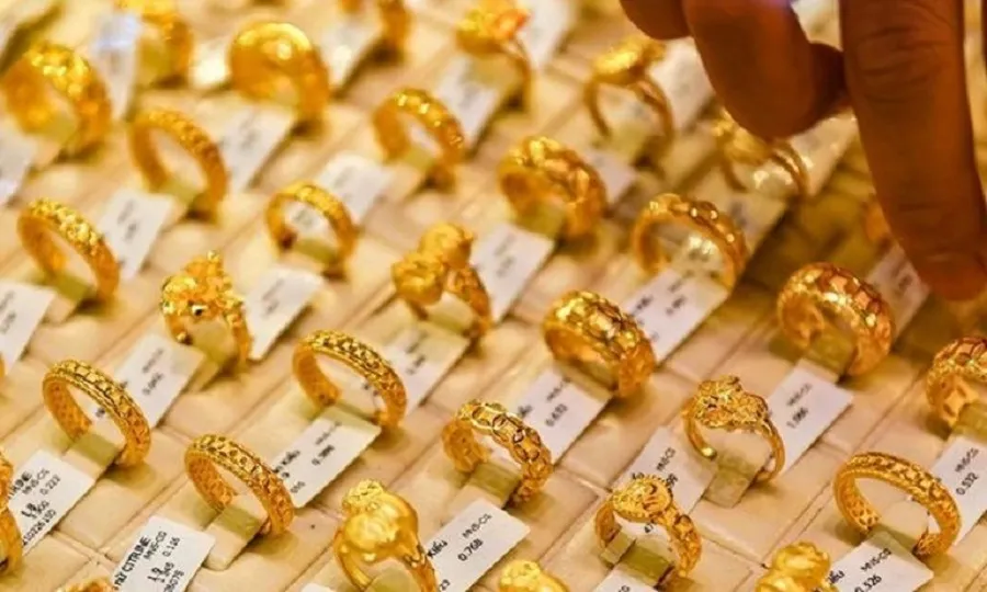 Vàng trong nước giảm mạnh, thế giới thấp nhất gần 1 tháng