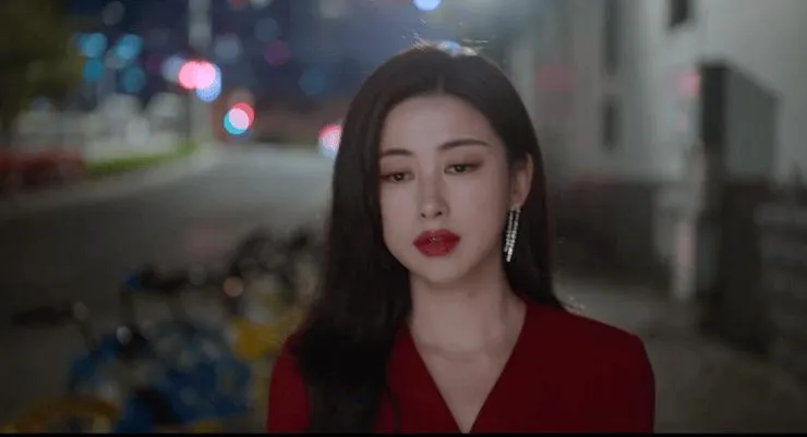 Tranh cãi quanh cảnh ái muội của Chung Hán Lương, Chu Châu trong phim mới 8