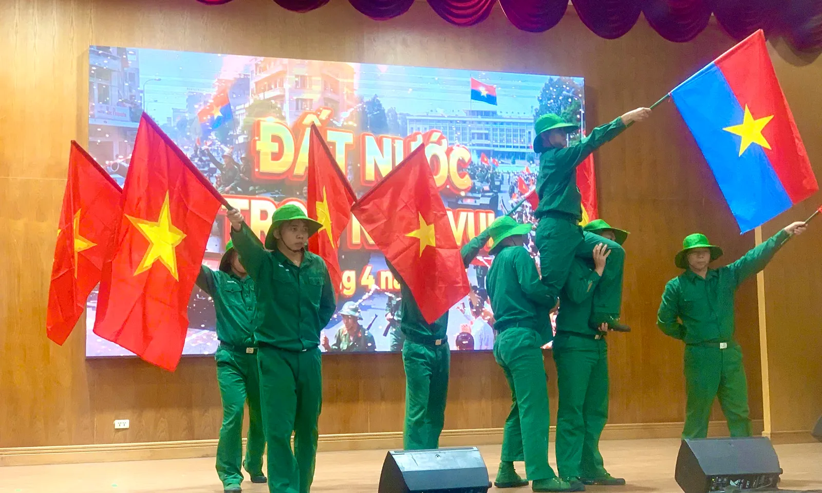 Viết tiếp bản hùng ca bất tử, vững vàng tay súng bảo vệ toàn vẹn chủ quyền biển, đảo và biên cương