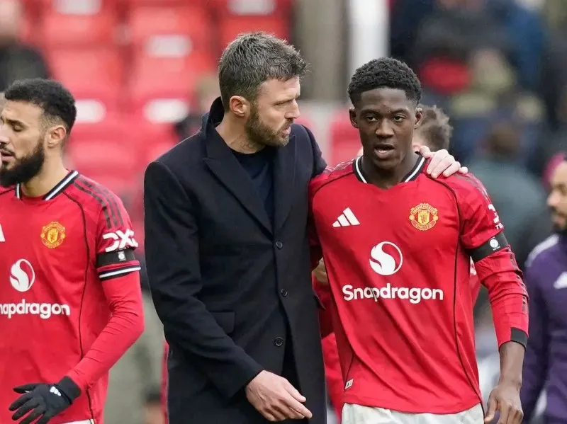 mainoo-carrick-amorim