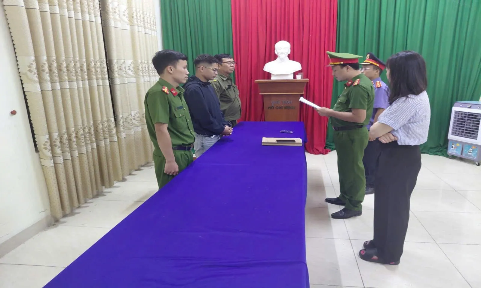 Đà Nẵng 2 thiếu niên tử vong trong vụ cháy ô tô tại cây xăng – Hình 1