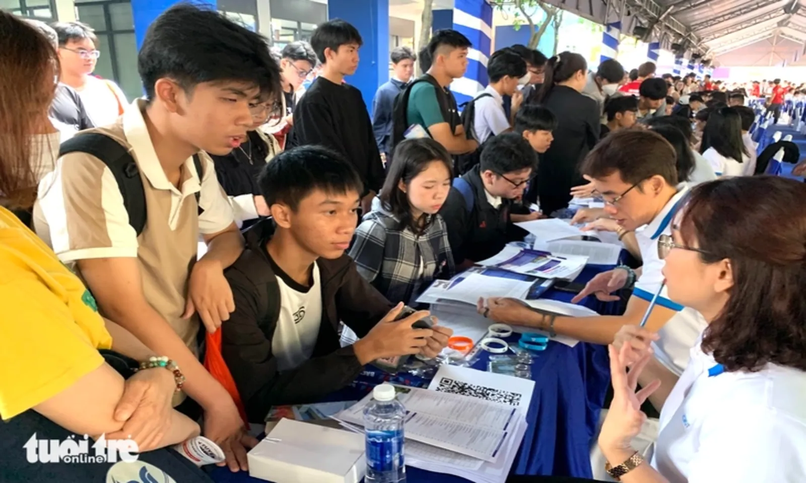 Tuyển sinh đại học 2026: 19 phương thức xét tuyển, tăng trở lại