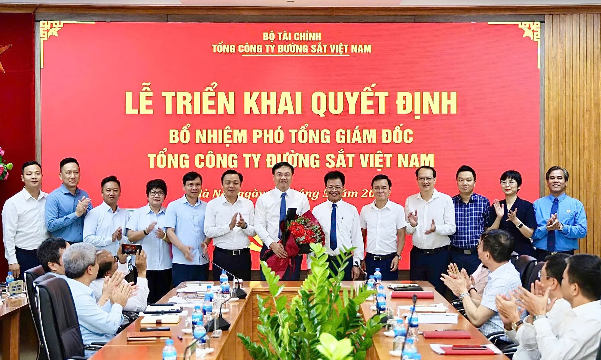 Ông Cầm Anh Tuấn làm Phó Tổng giám đốc Tổng công ty Đường sắt Việt Nam