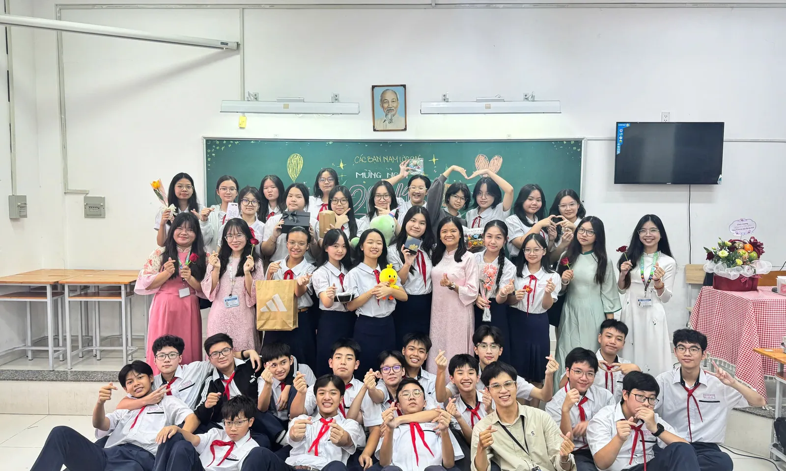 Nước rút cho các sĩ tử thi tuyển sinh vào lớp 10 tại TPHCM