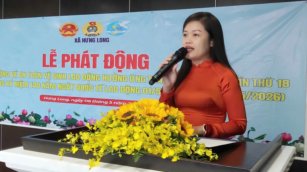 Dinh Phuong Thao PCT xa Hung Long
