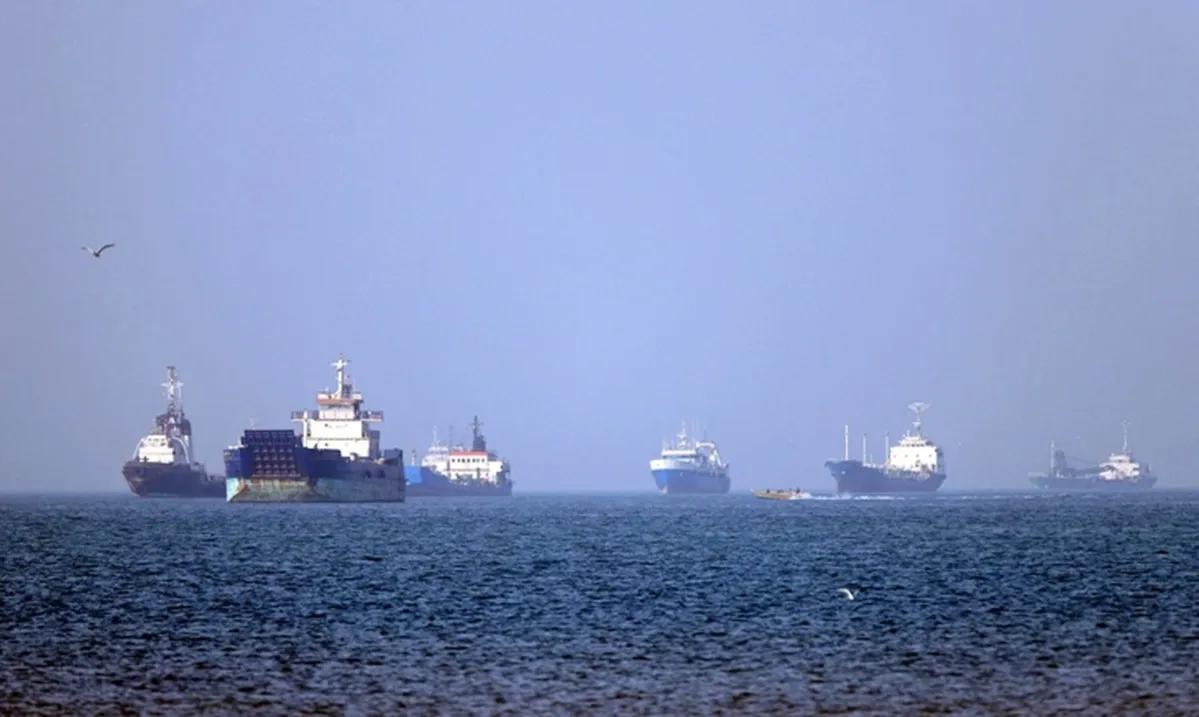 Iran phát tín hiệu hòa giải giữa lúc eo biển Hormuz vẫn căng như dây đàn