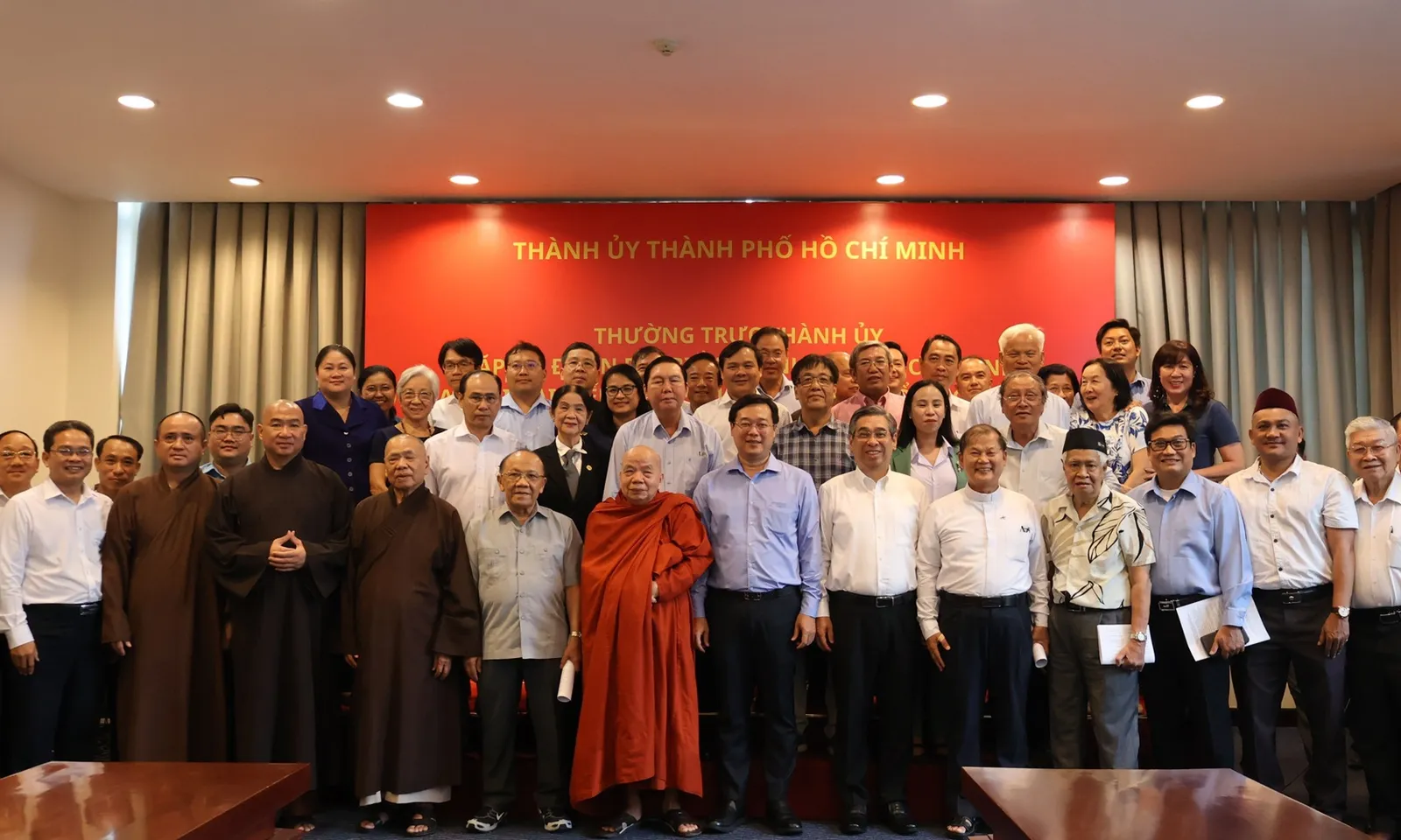 TPHCM gặp gỡ Đoàn đại biểu tham dự Đại hội MTTQ Việt Nam lần thứ XI