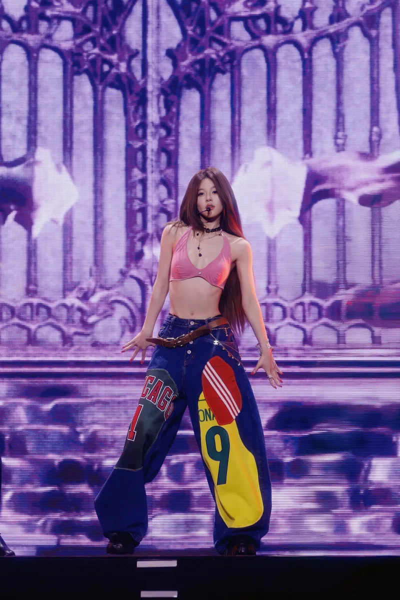 voh-trieu-lo-tu-duoc-va-mat-gi-sau-concert-bangkok-gay-bao-7